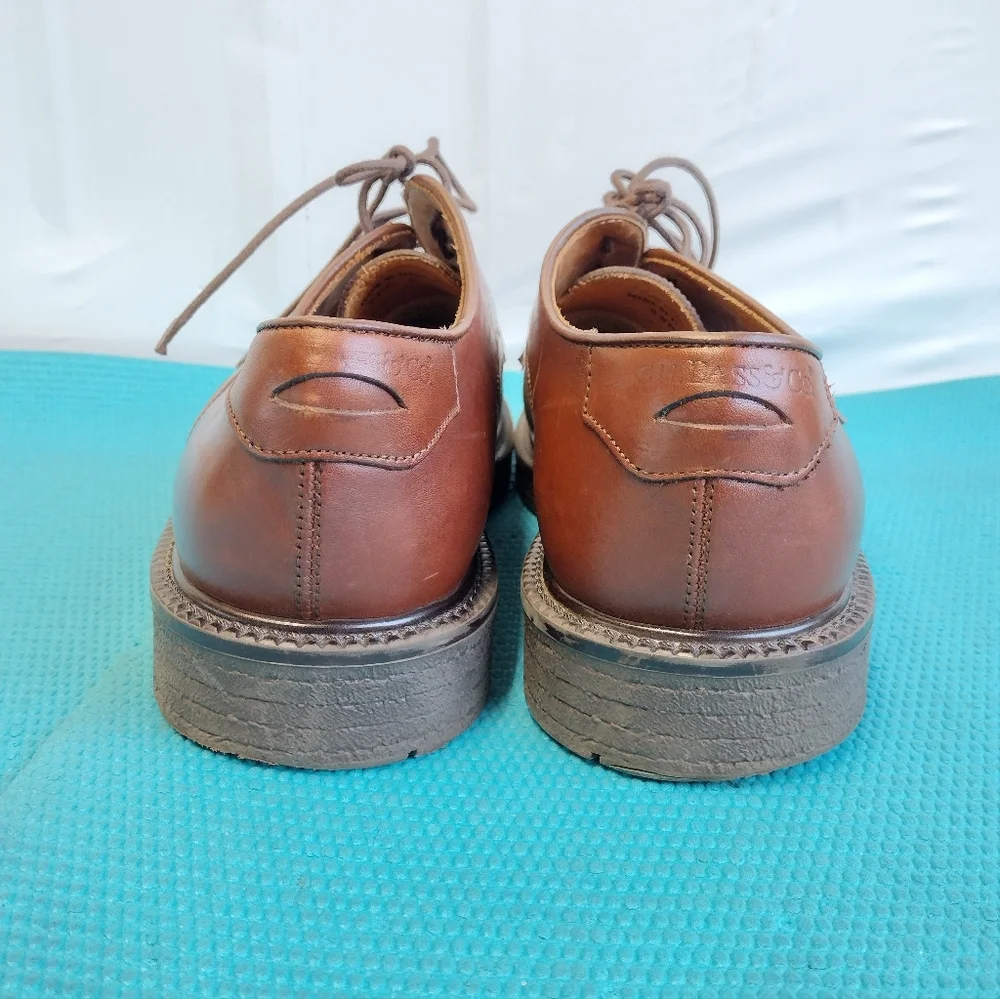 G.H. Bass & Co Men's Lace Up Leather Dress Shoes Brown Size 9.5
