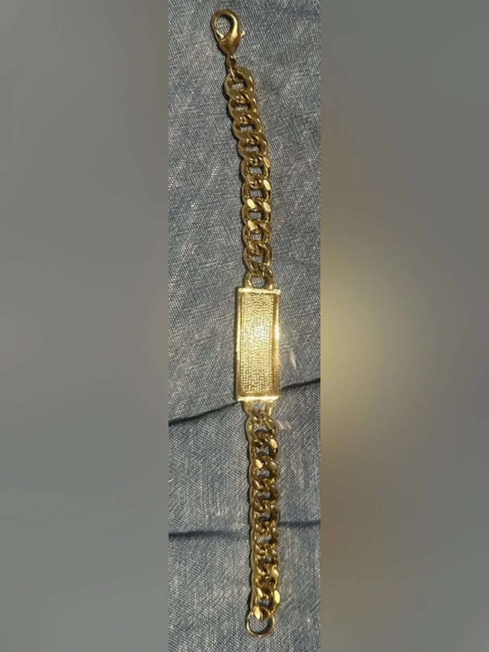 Unsigned vintage gold