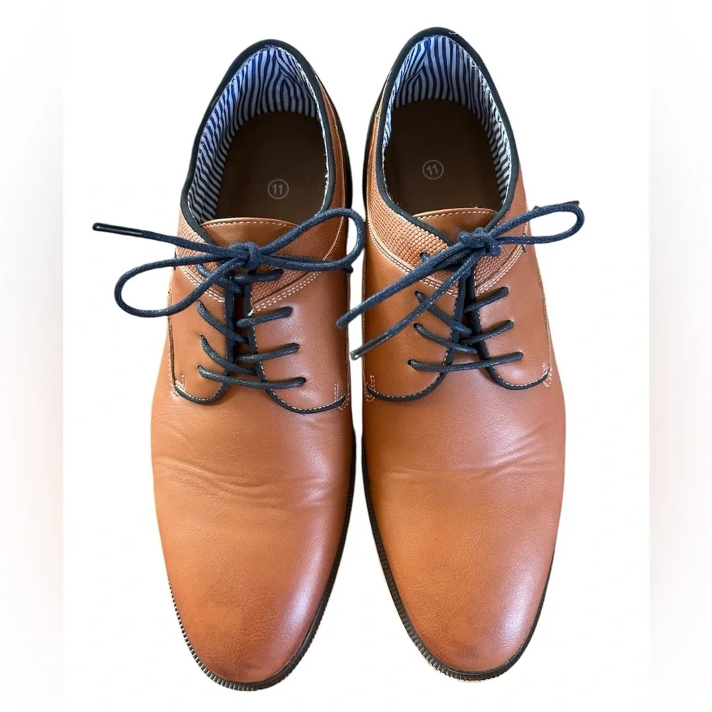 Men’s brown/navy lace up oxford dress shoes, white soles, navy laces, size 11