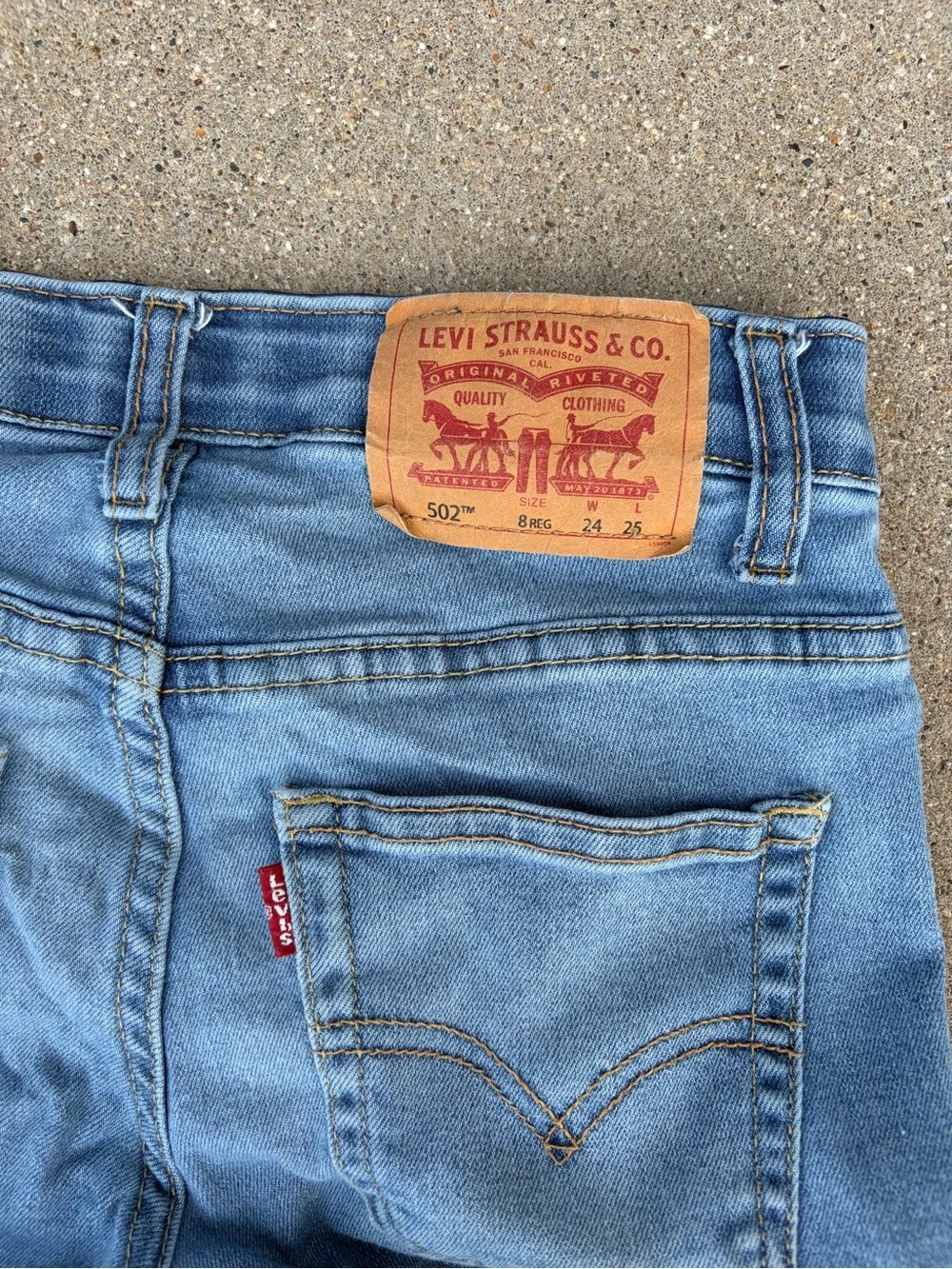 Levis classic straight