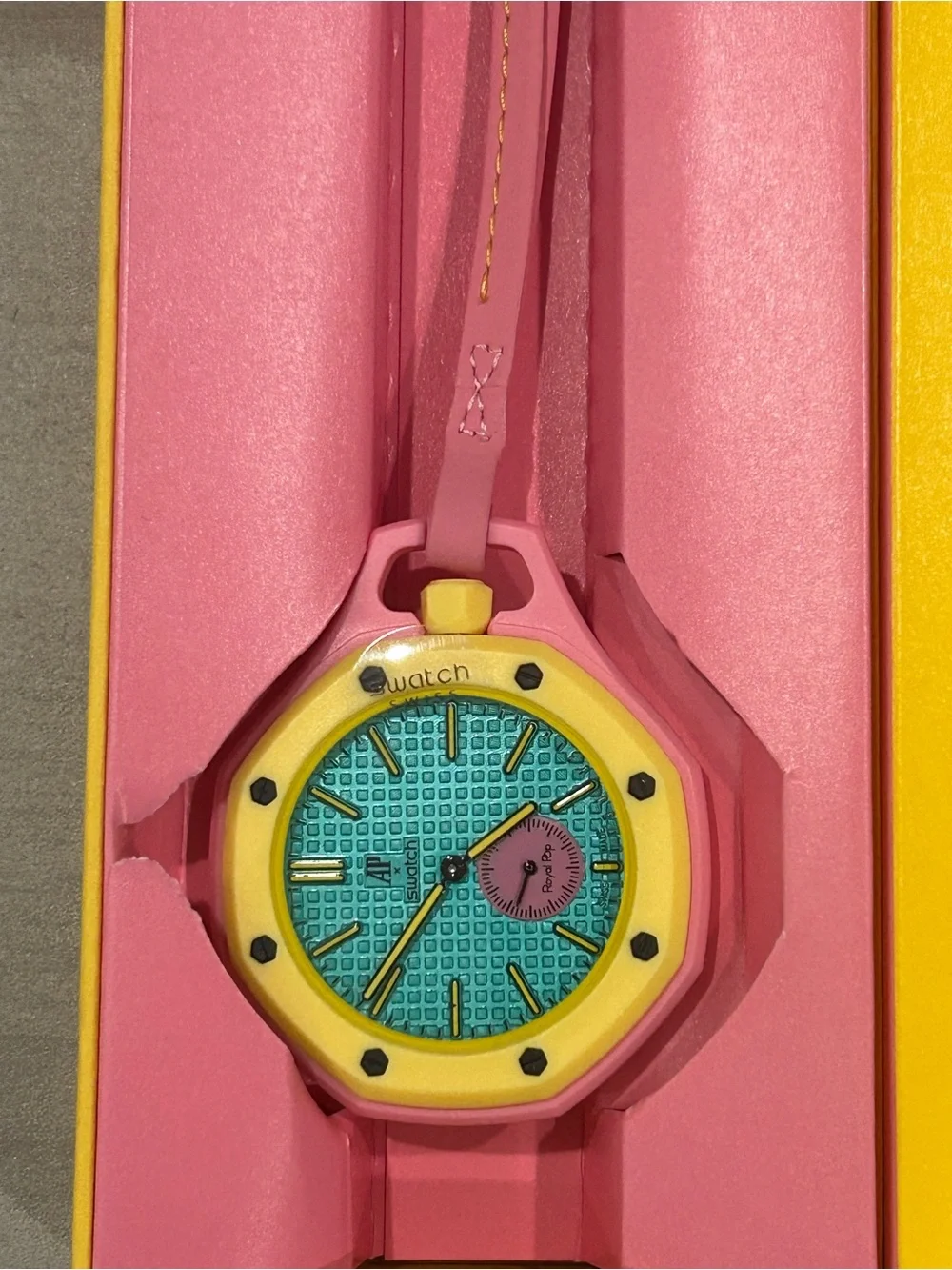 Swatch Royal Pop Otg Roz Watch