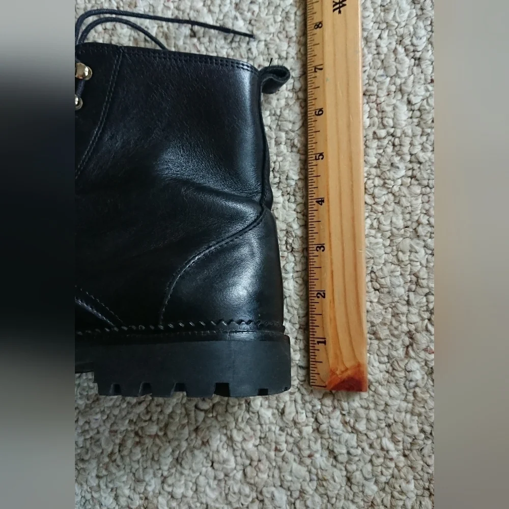& Other Stories leather lace-up boots size 6