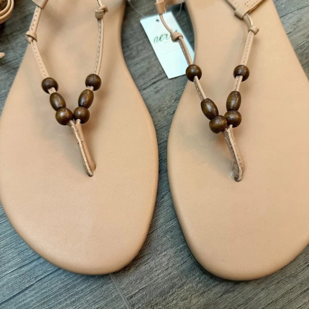 NEW Aerie Women 10 Tan Lace Up Gladiator Sandals Wood Bead Thong Flat Resortwear