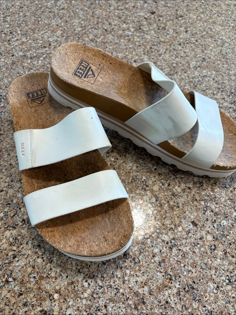 Reef Women’s Cushion Vista Hi Platform sandals in white - cork footbed. Size 7