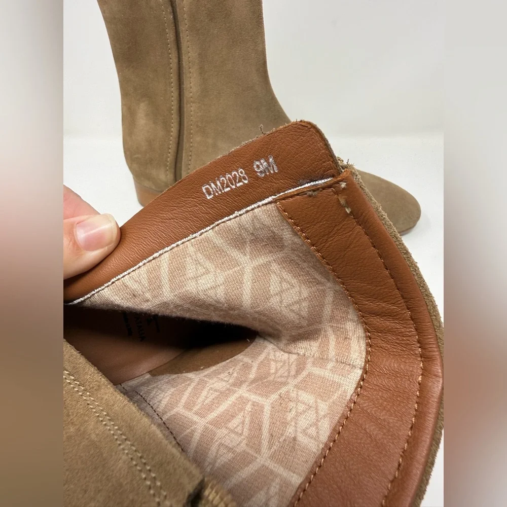 New Aquatalia Sahara Weatherproof Bootie Brown Suede Sz 9