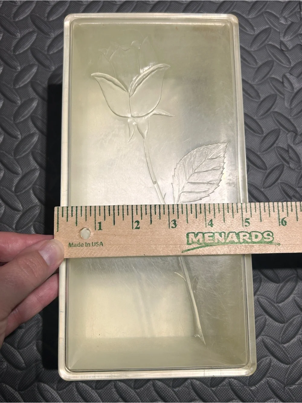 Wil-Hold Plastic Vintage Storage Container with Embossed Rose on Lid
