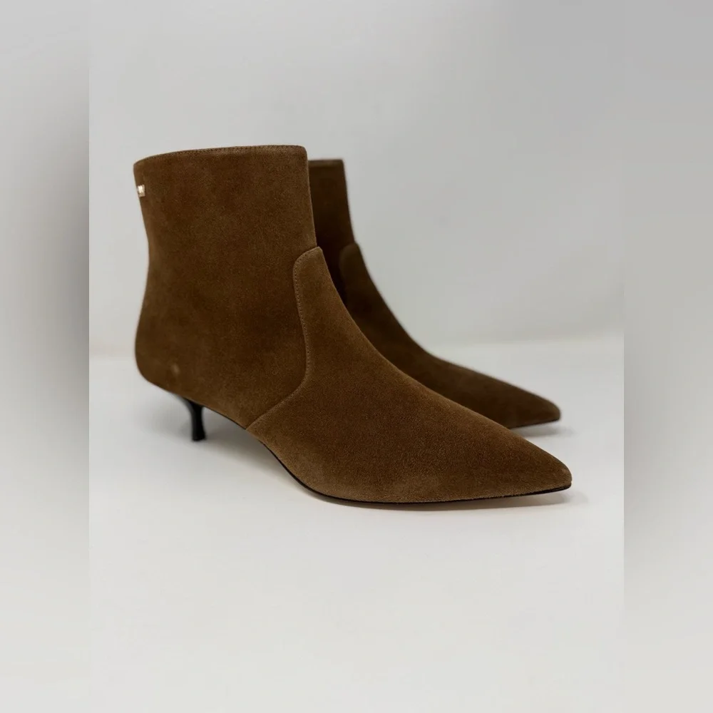 New Stuart Weitzman Mara Zip Suede Bootie Espresso Sz 8.5