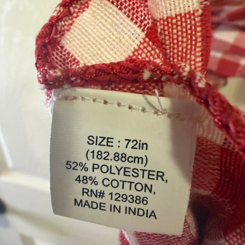 Hobby Lobby red white