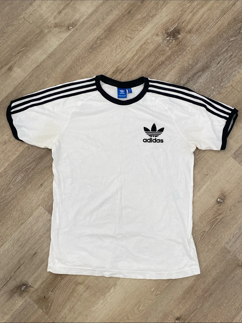 Vintage Y2K white adidas black three stripe velvet logo tee Large streetwear ♠️