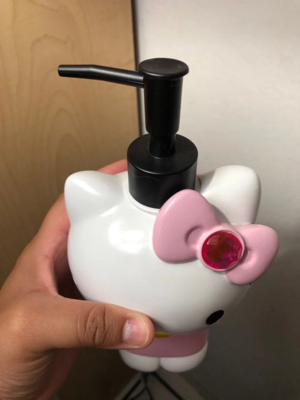 HELLO KITTY SOAP DISPENSER