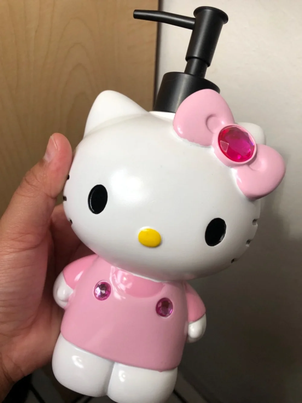HELLO KITTY SOAP DISPENSER