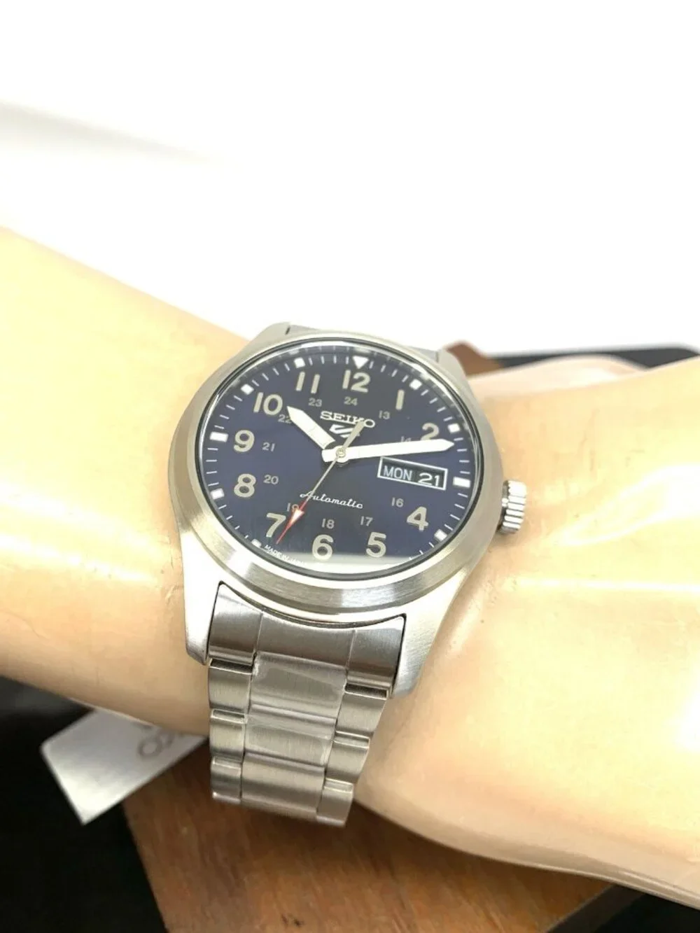 Seiko 5 Men's Watch SRPG29 Sports Automatic Blue Dial Day Date Stainless Steel