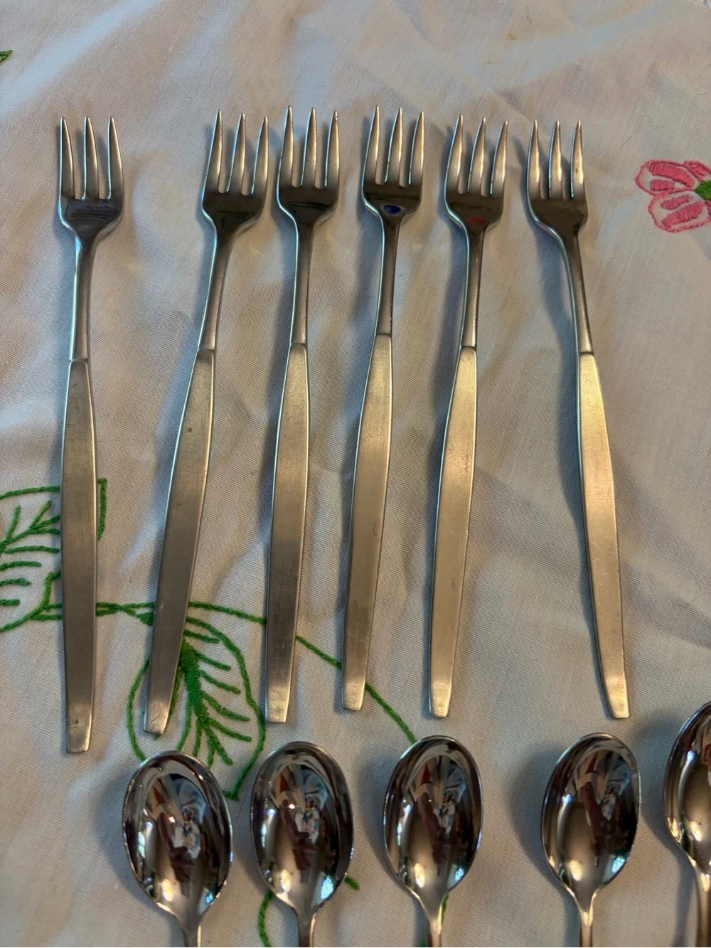 Oneida spoons clean everyday