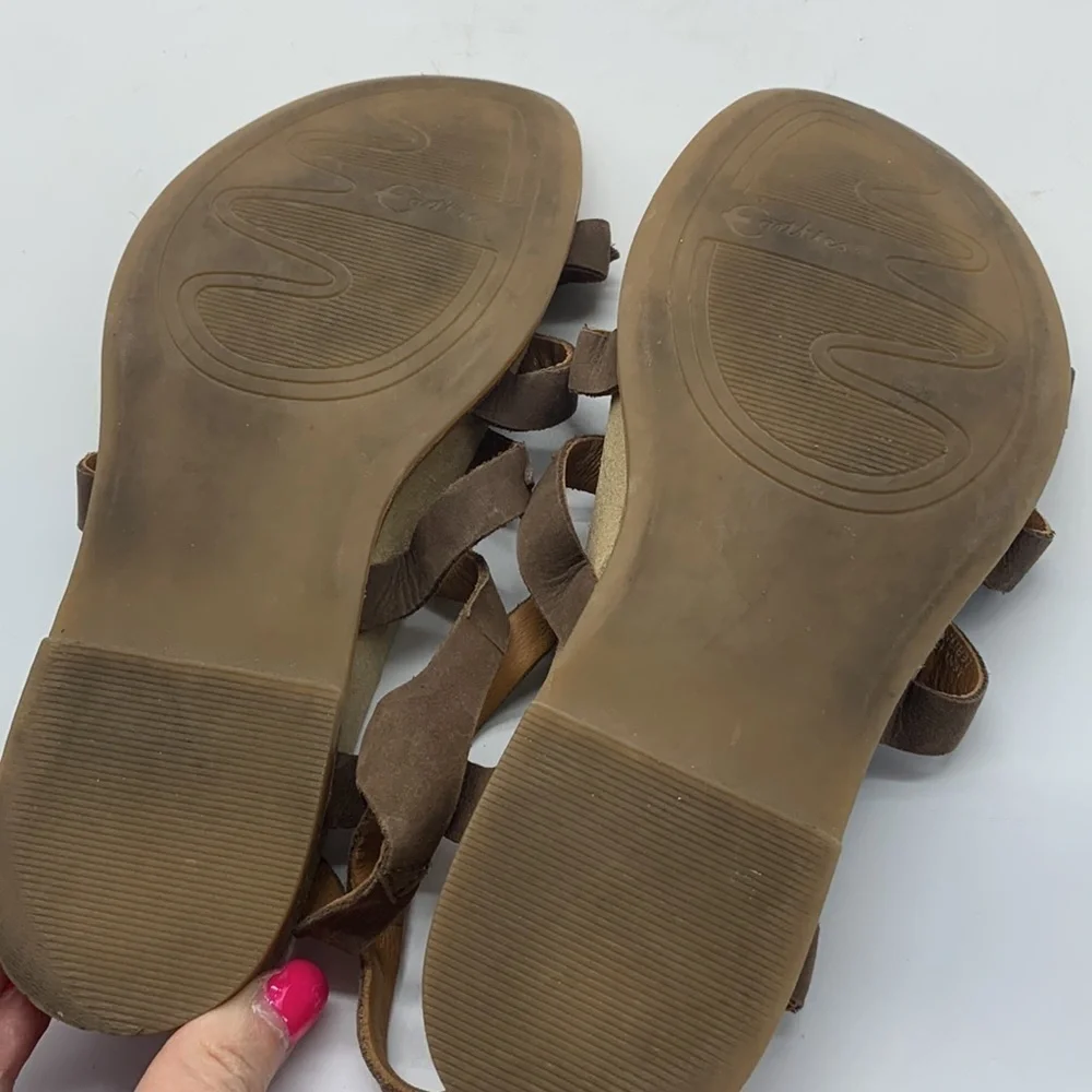 Earthies beautiful sandals
