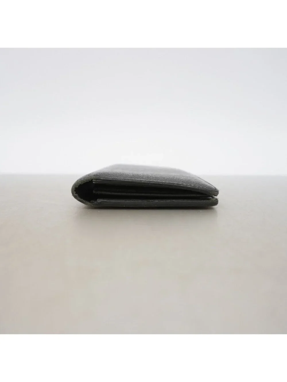 Louis Vuitton Wallet Taiga Portefeuille Brazza Ardoise