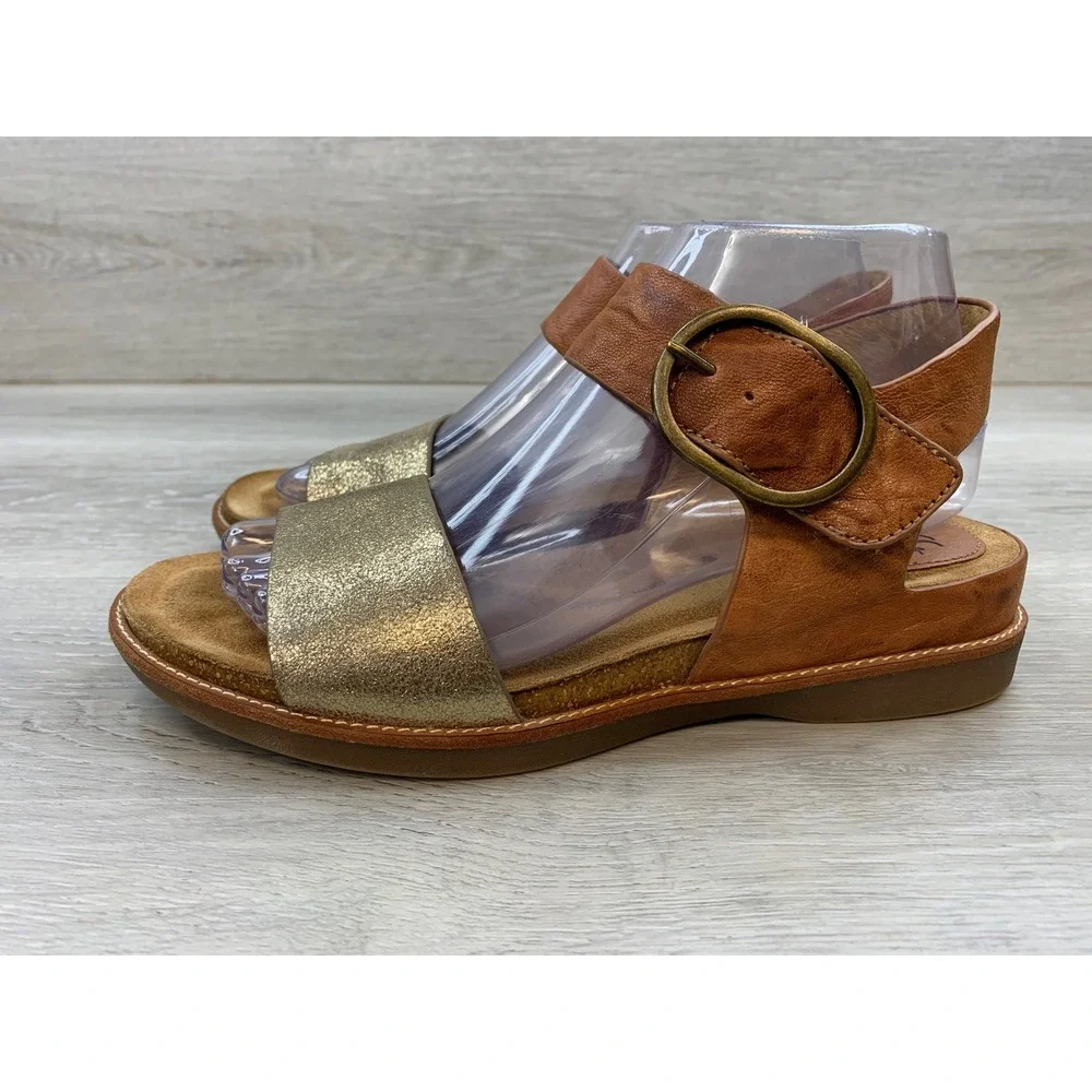 Sofft leather sandals
