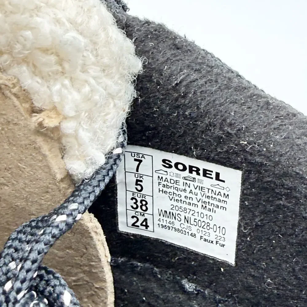 Sorel women explorer