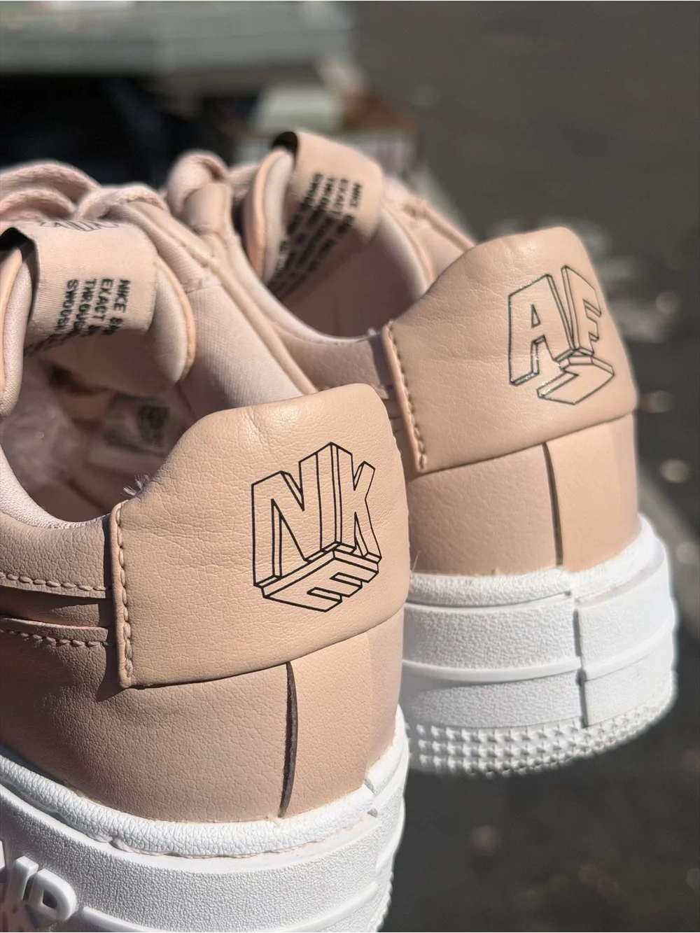Nike low top