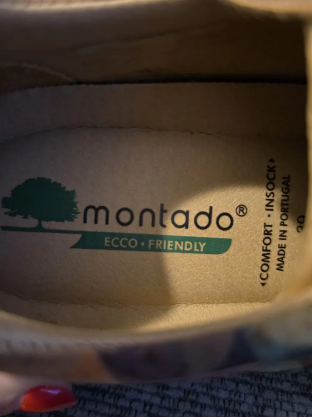Montado casual lace