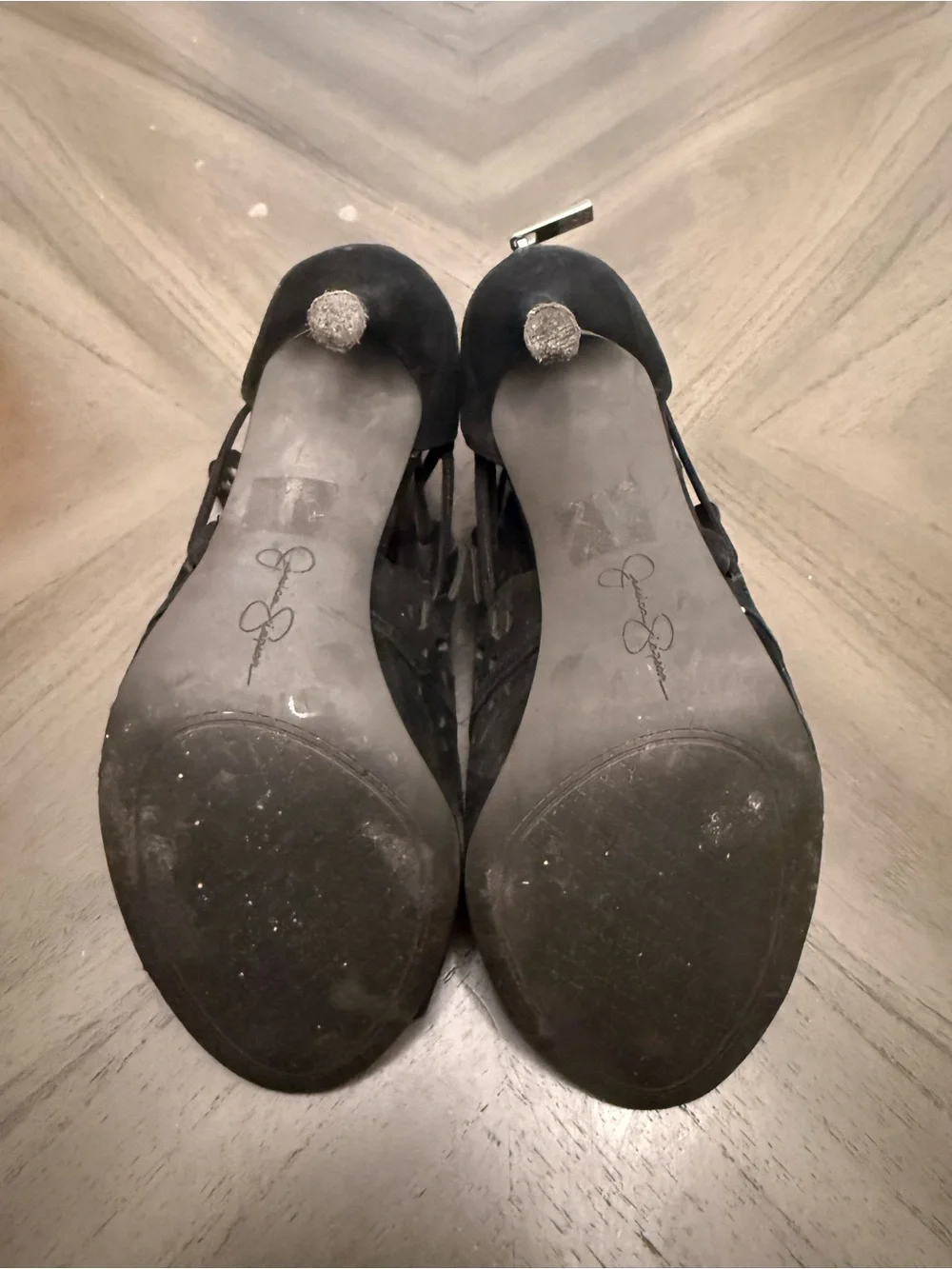 Jessica Simpson elegant black