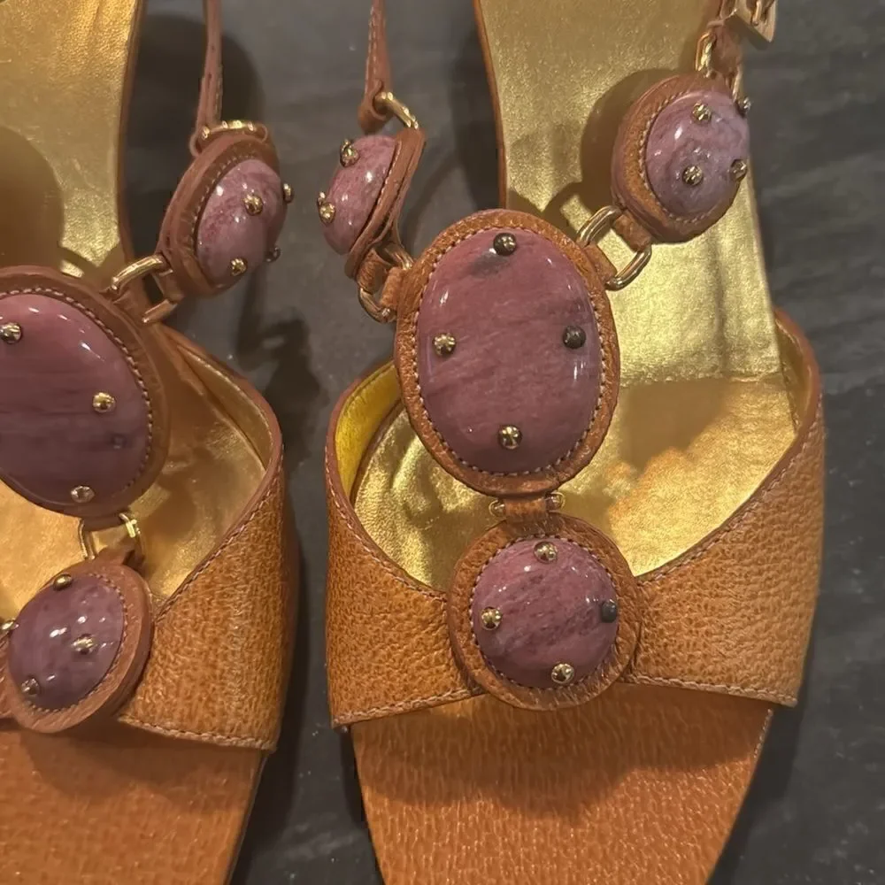 Prada never worn