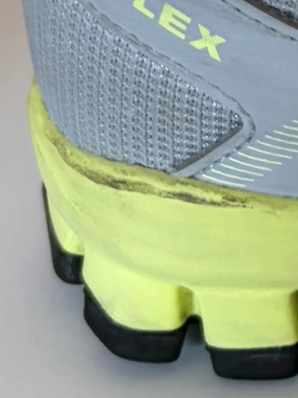Reebok realflex sneakers