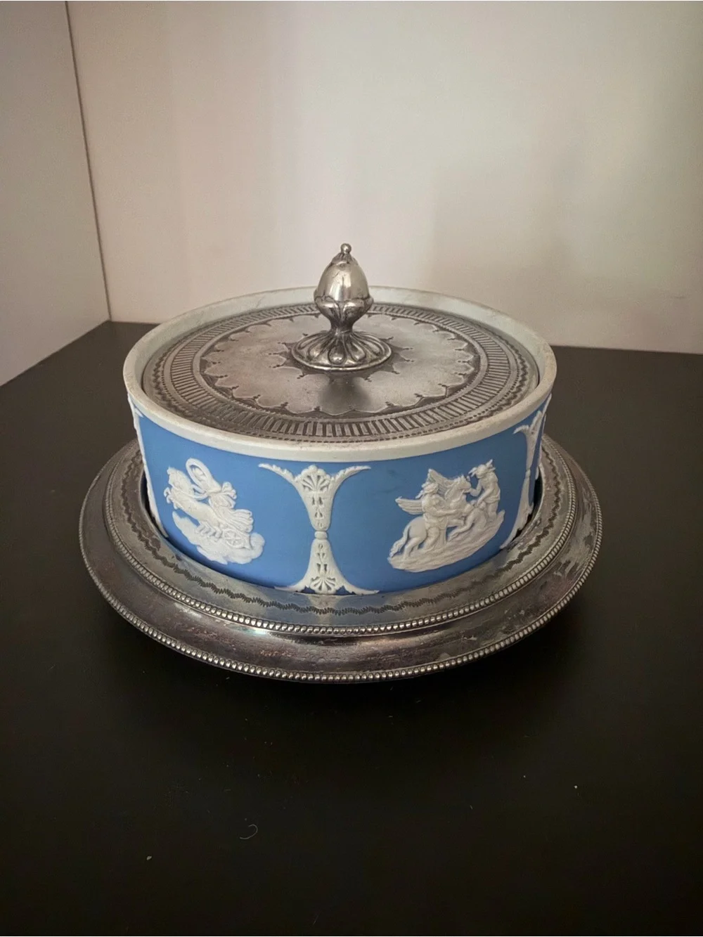 Wedgwood enthusiast offers beautifully