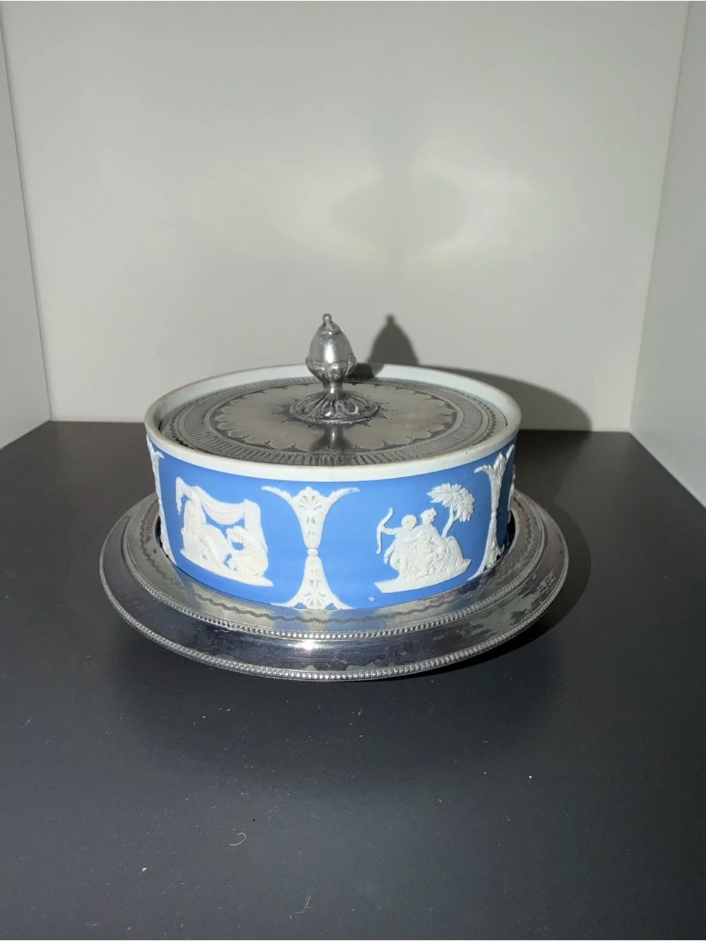 Wedgwood details beautifully