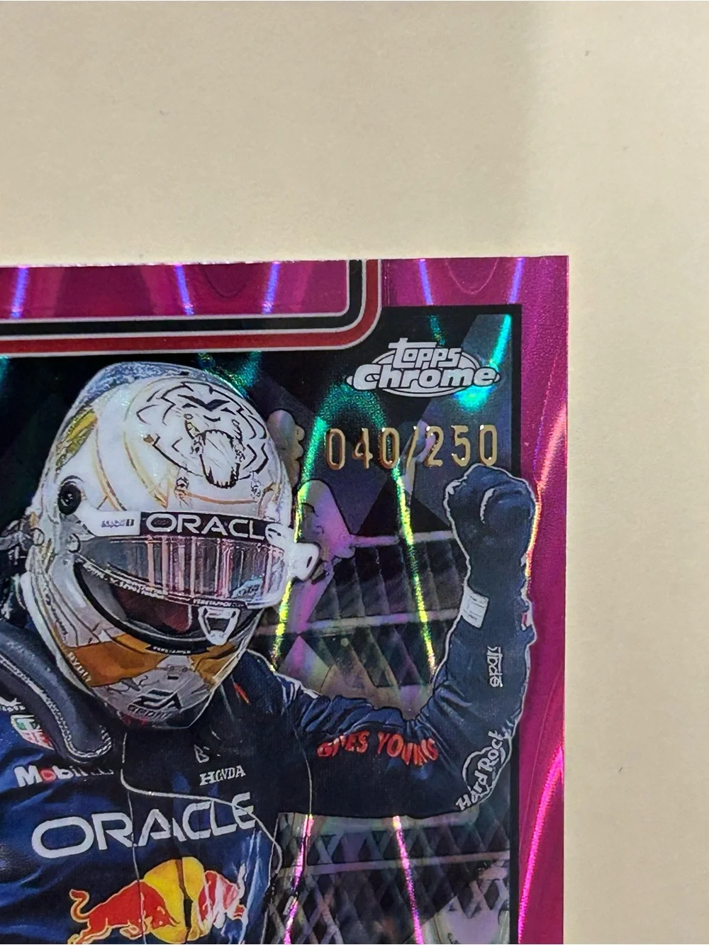 Topps gear eye visible