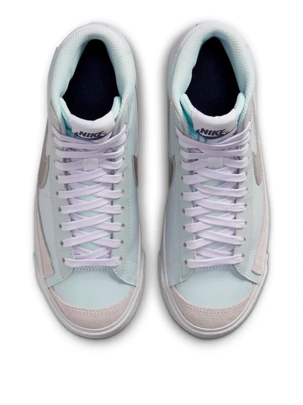 Nike mid top
