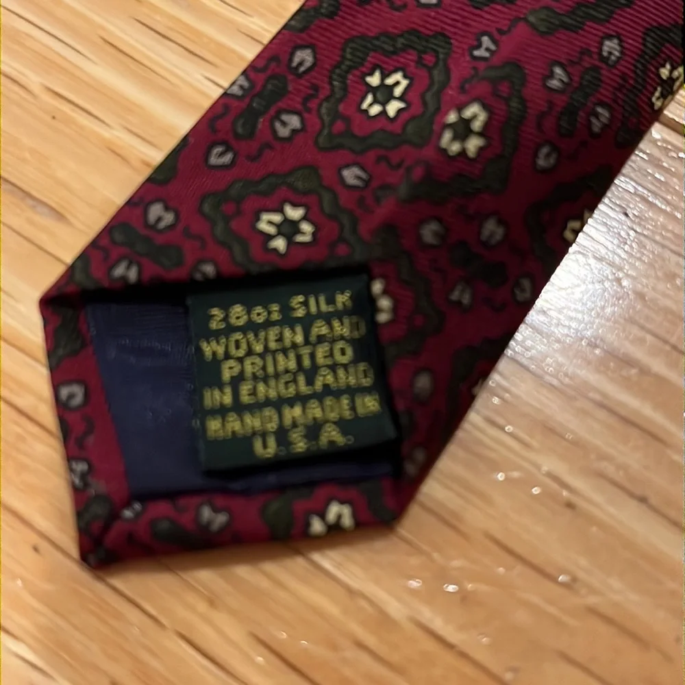 Club Room Red Floral Diamond Silk Tie