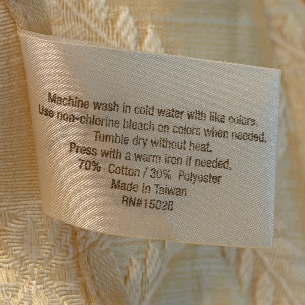 Lenox subtle sheen