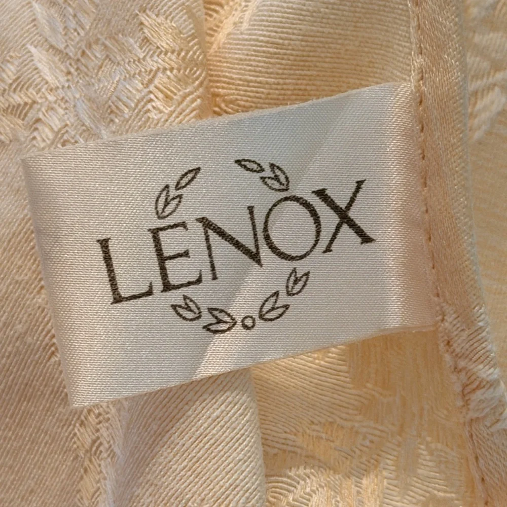 Lenox subtle sheen
