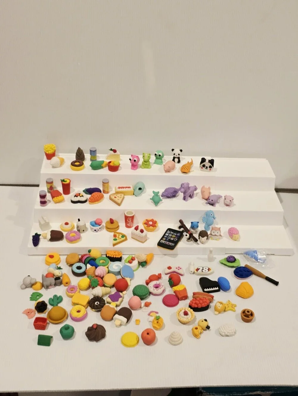 3D Puzzle Food and Animal Eraser Set
