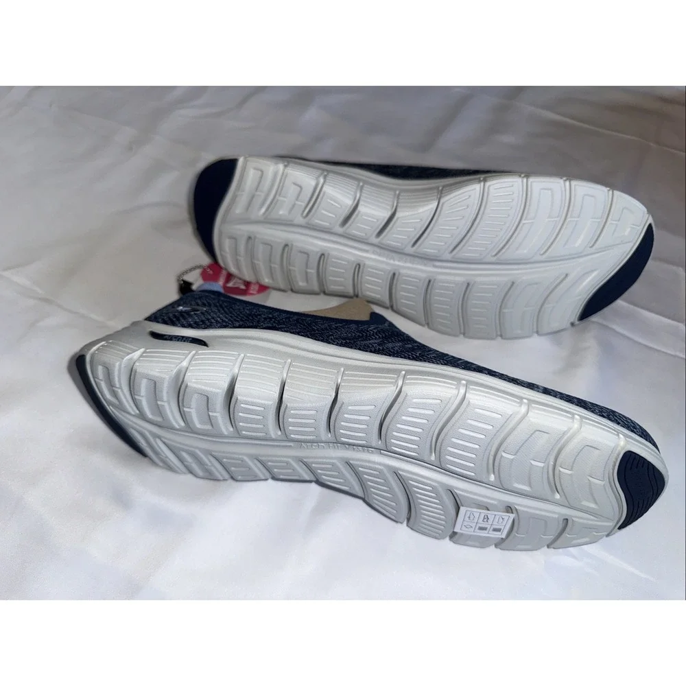 Skechers product new