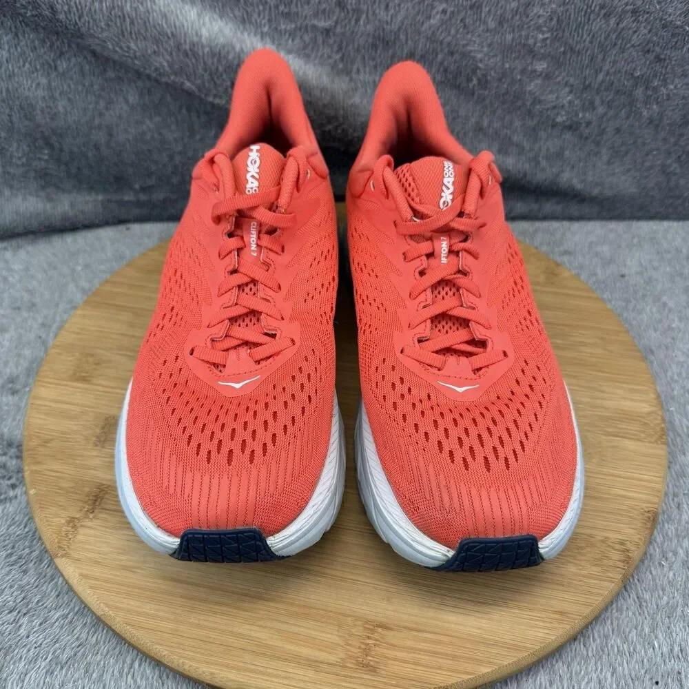 Hoka One One hoka one