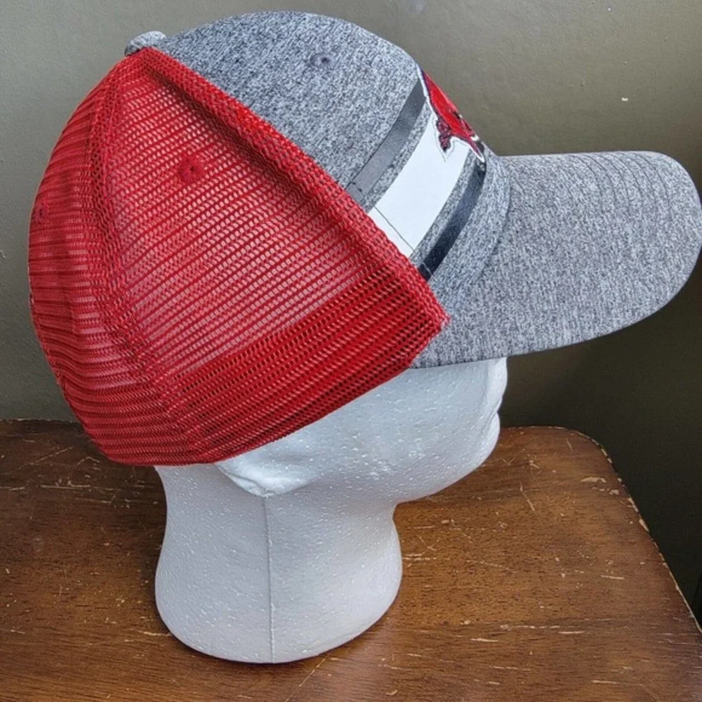 EUC Russell Athletic Arkansas Razorbacks‎ Logo Mesh Trucker Snapback Hat HOGS