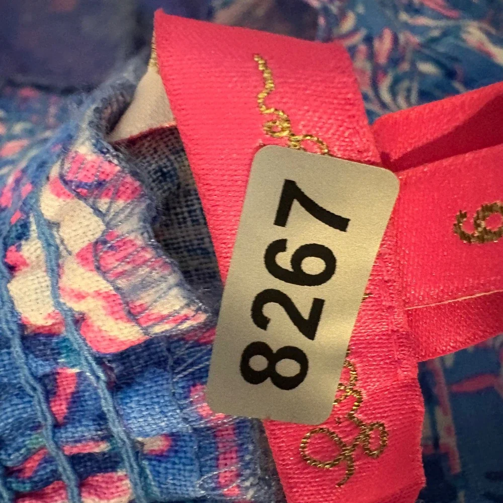Lilly Pulitzer very good