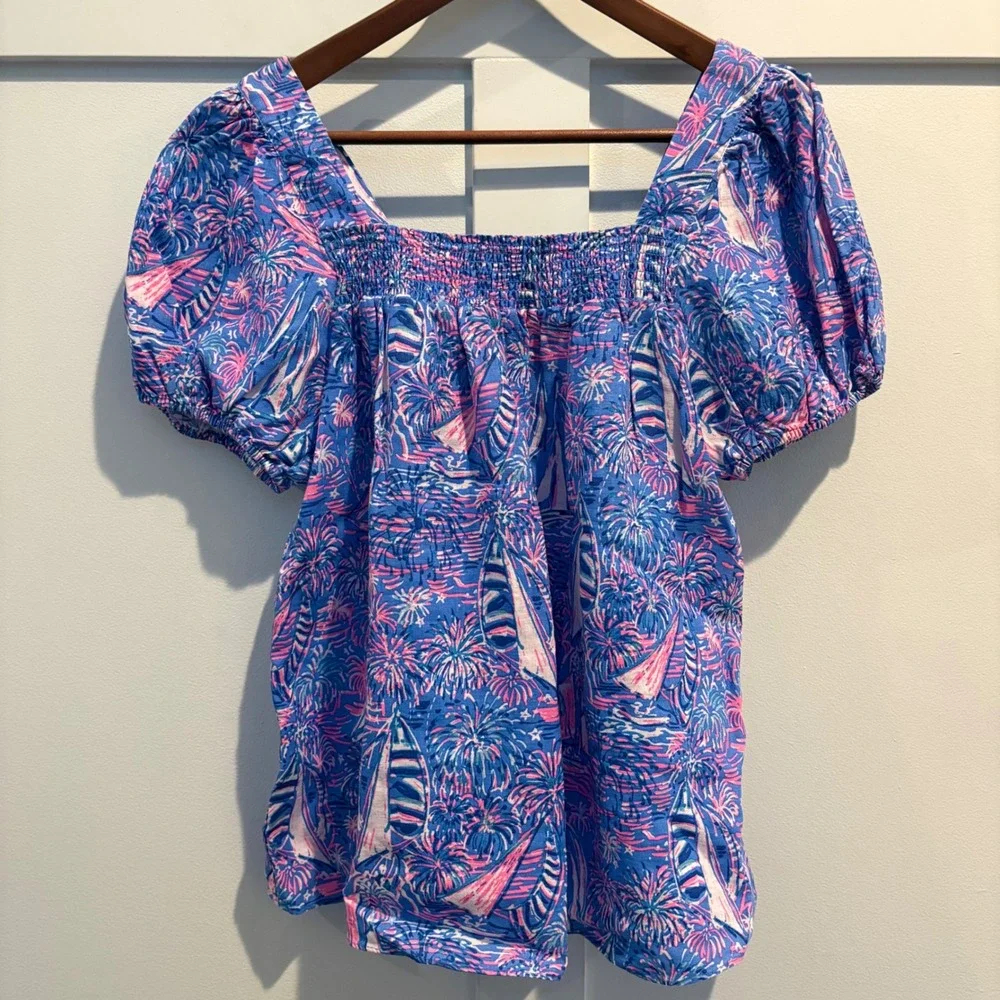 Lilly Pulitzer very good