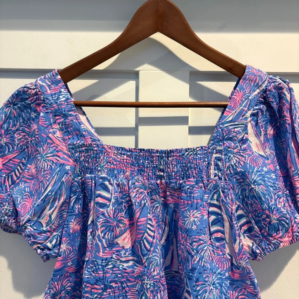Lilly Pulitzer very good