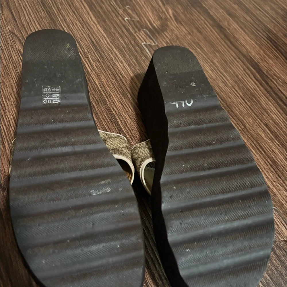 Coach classic thong