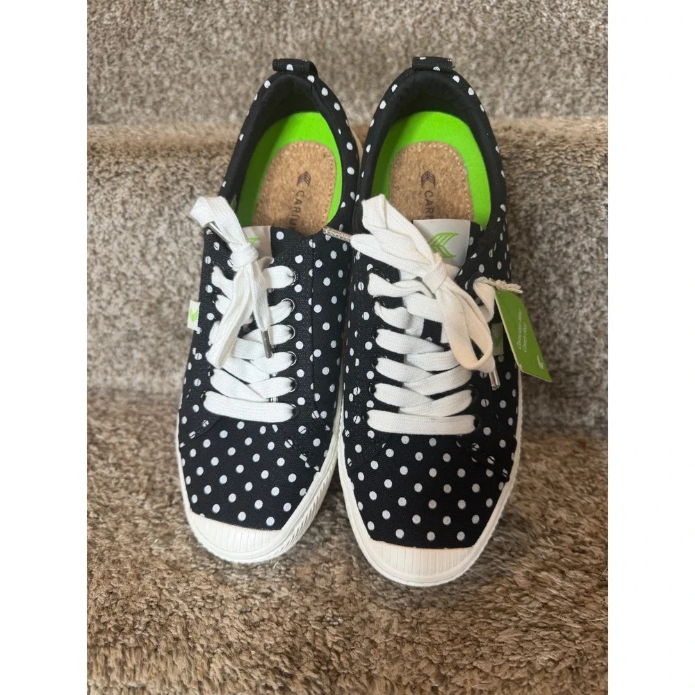 Cariuma NWT OCA Low Canvas Sneakers  Black/White Polka Dot M 8/ W 9.5
