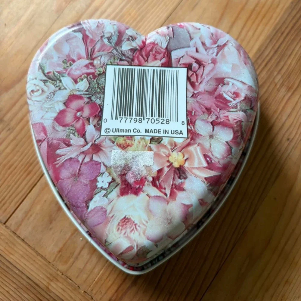 N/A vintage heart