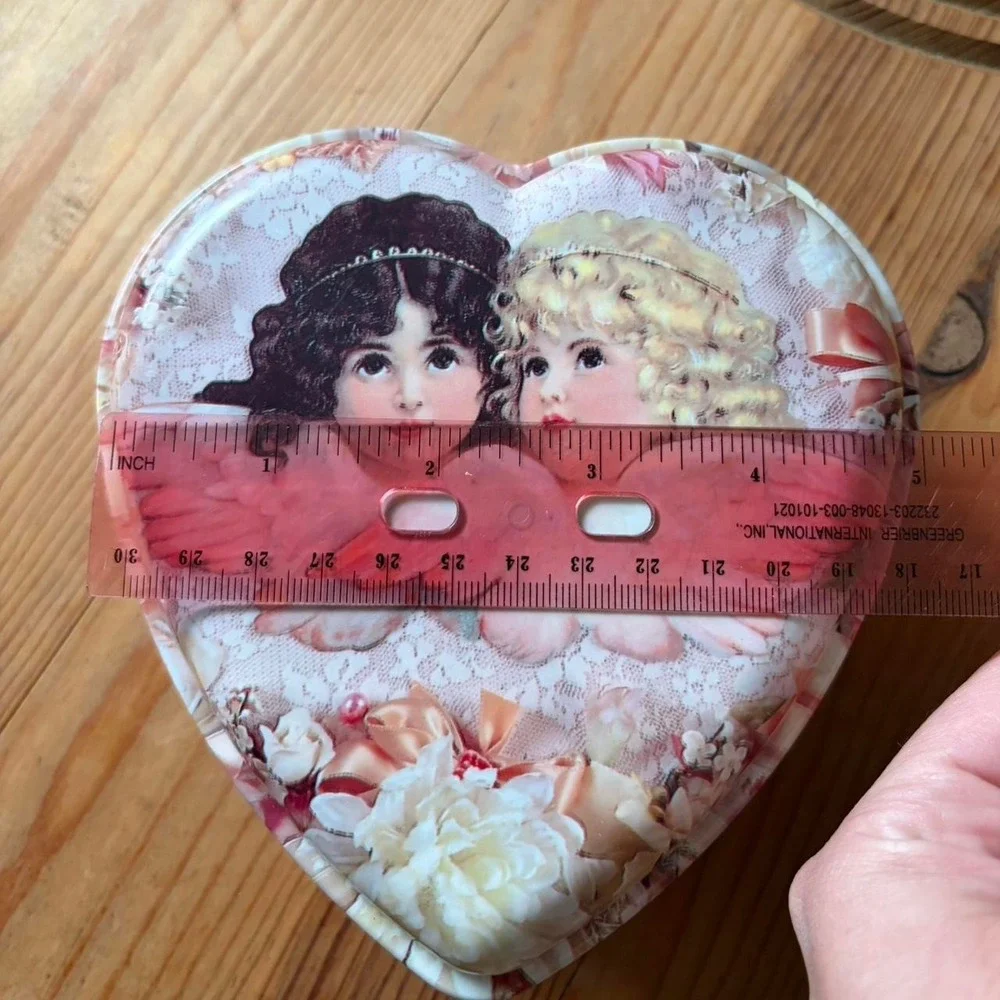 N/A vintage heart