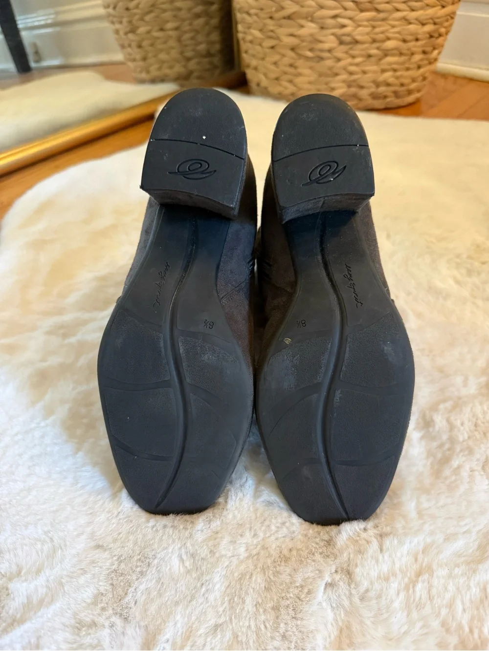 Easy Spirit suede ankle