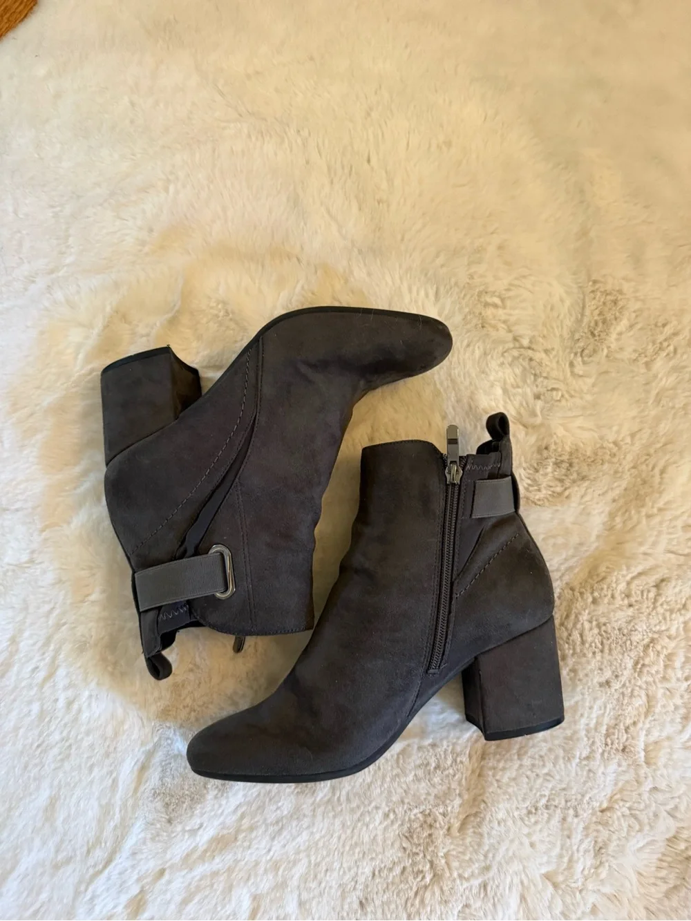 Easy Spirit suede ankle