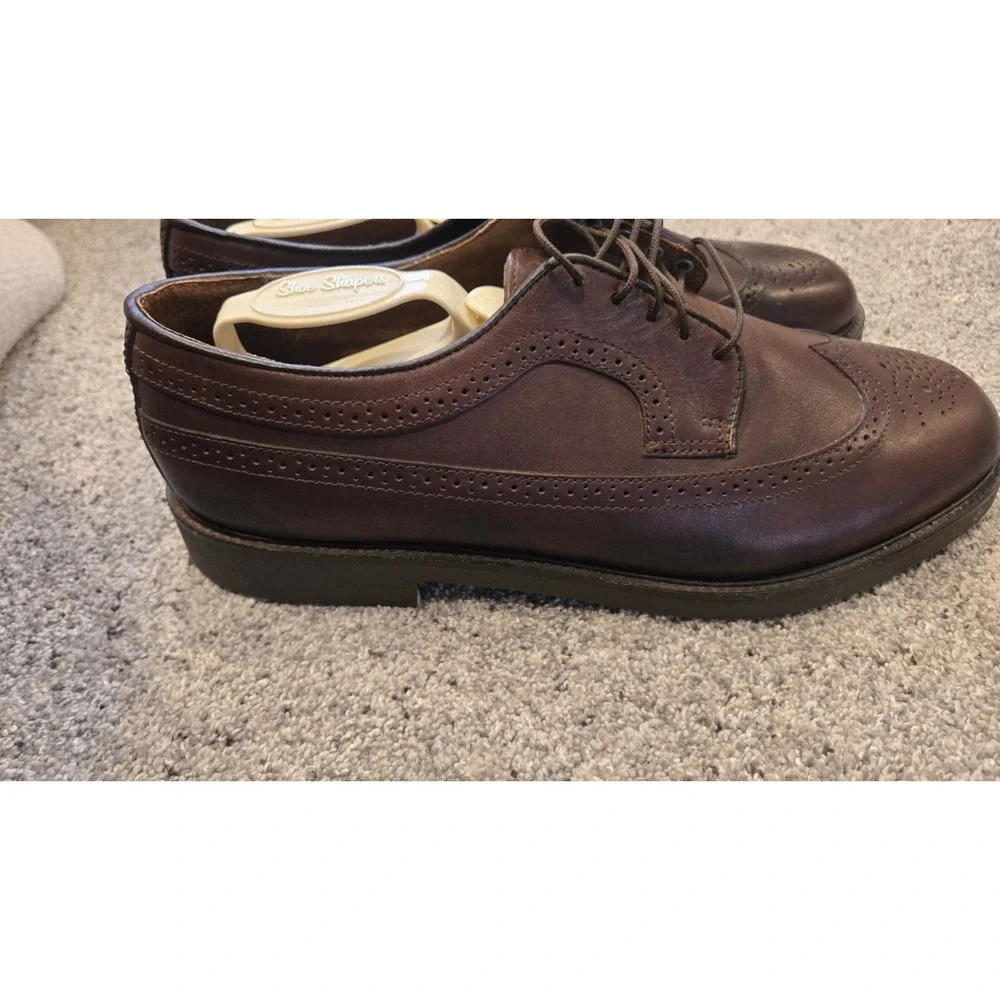 G.H. Bass & Co. Men's 11.5M Brown Leather Wingtip Brogue Oxford Shoes USA Made