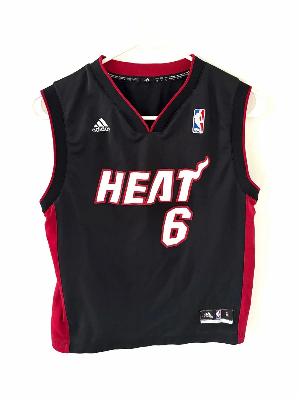 Adidas NBA Miami Heat LeBron James Basketball Jersey, Size: Youth Medium