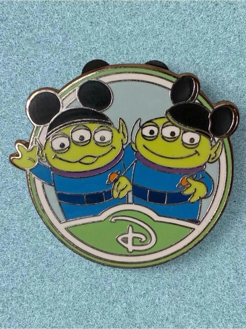 Disney Toy Story Little Green Men (Aliens) Circle Icon D Mystery Pin