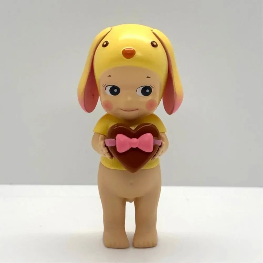 New Unbranded Collectible Mini Figure, Lop Rabbit & Chocolate Heart, Open Box